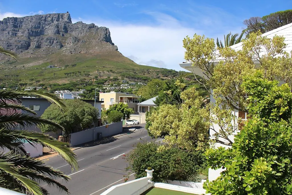 Fahrenheit B&B Cape Town 3*,  Güney Afrika