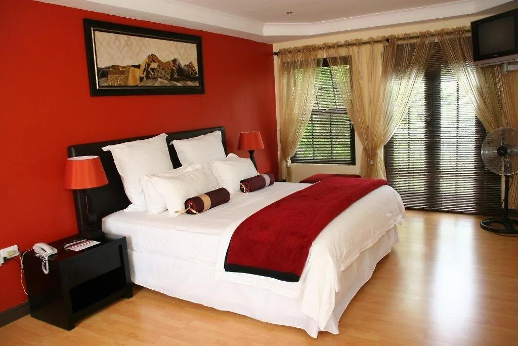 Konukevi Fahrenheit B&B Cape Town